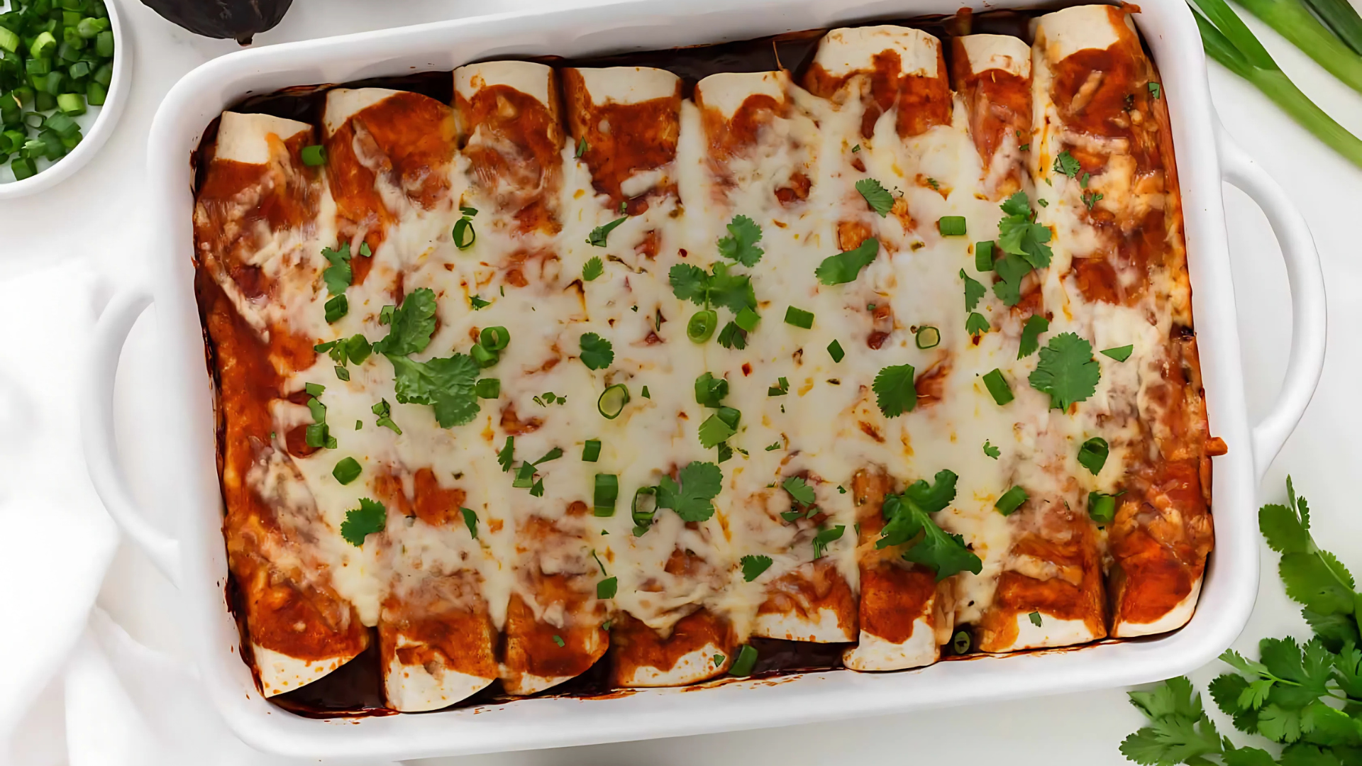 Cheesy Beefy Lasagna Rolls