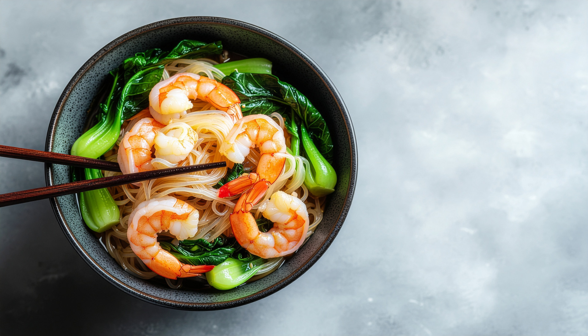 Shirataki Noodle Stir Fry with Shrimp