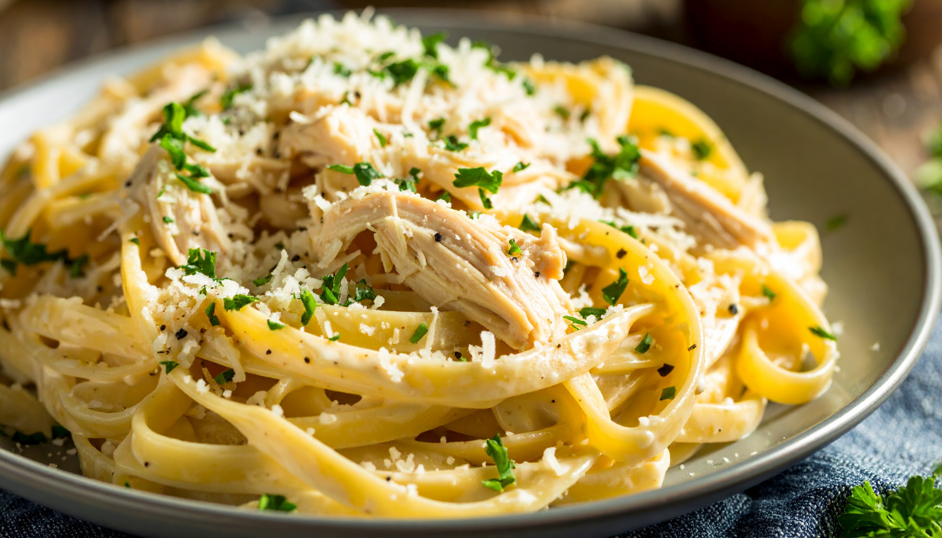 Creamy Garlic Parmesan Chicken Pasta