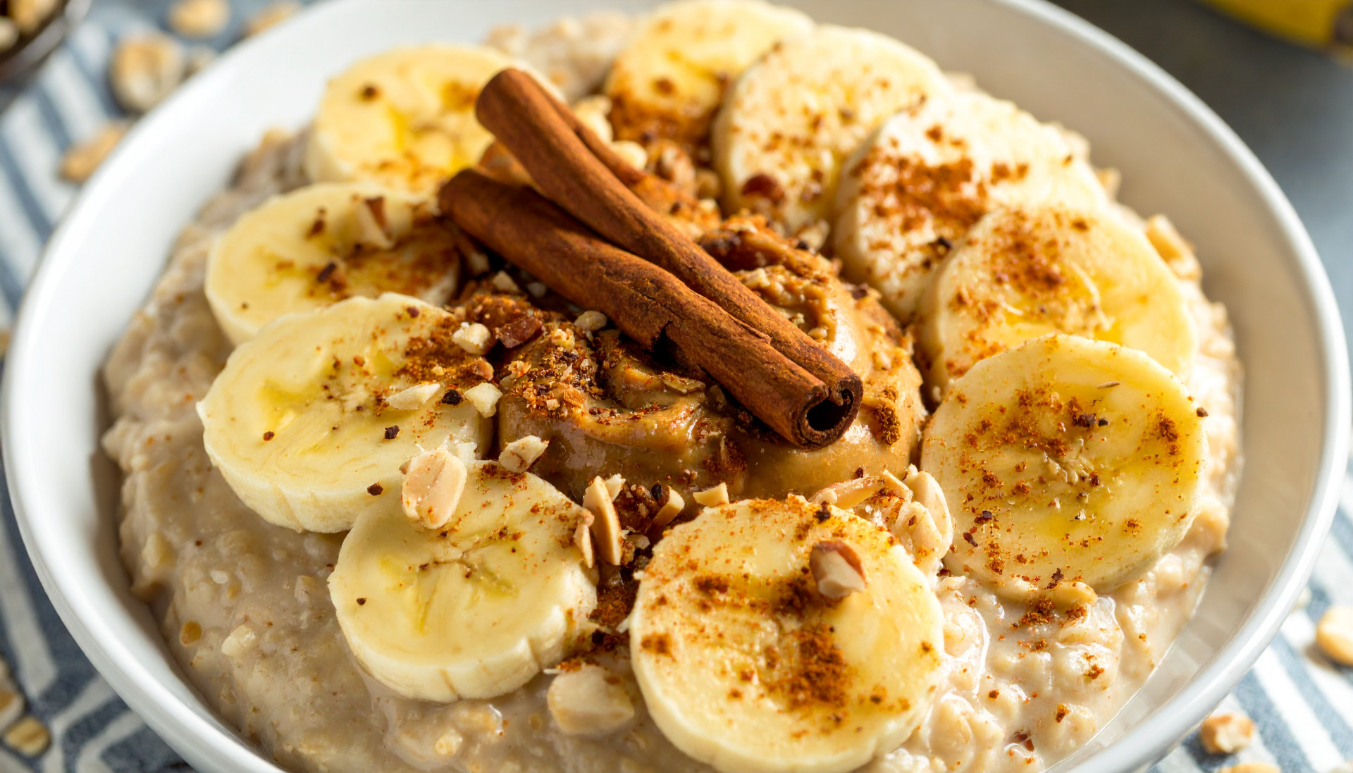 Peanut Butter Banana Cinnamon Oatmeal
