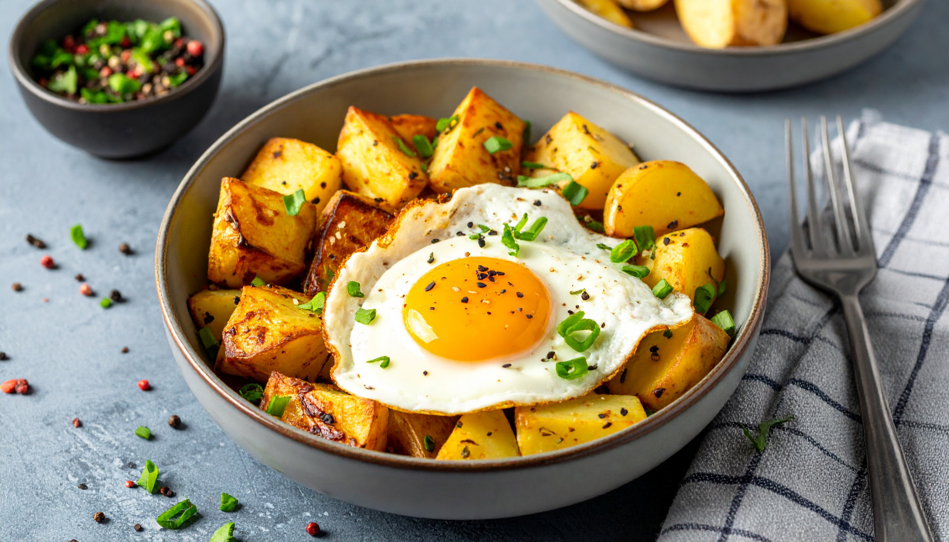 Egg and Potato Breakfast Bowl